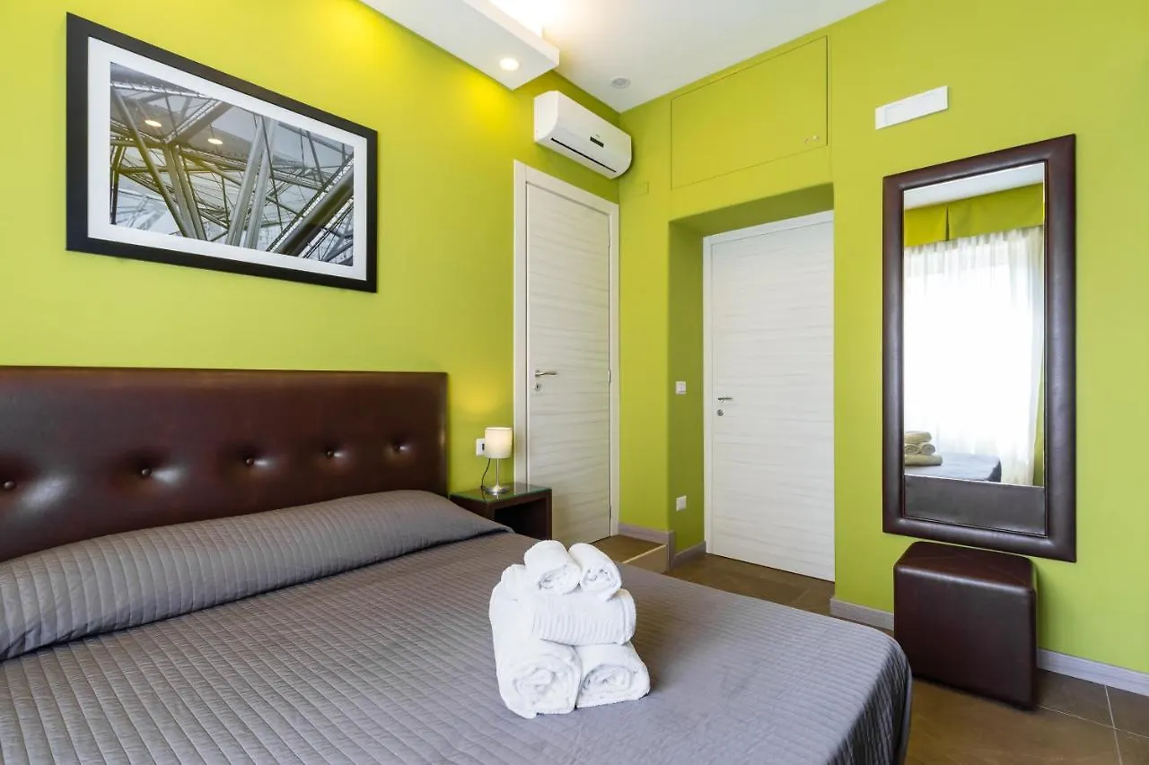 Bh Napoli Railway Hotel